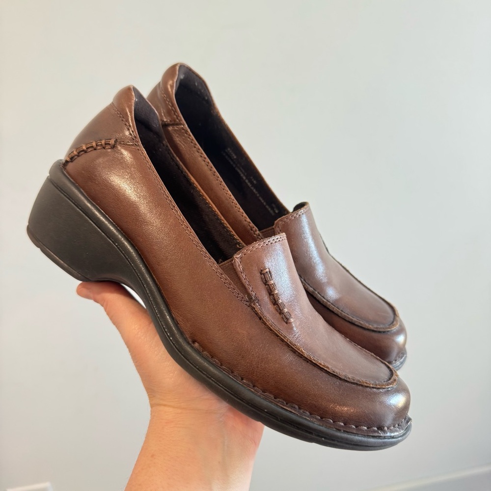 Clarks Artisan Mill Town Leather Loafers‎ in Brown Size 7.5N